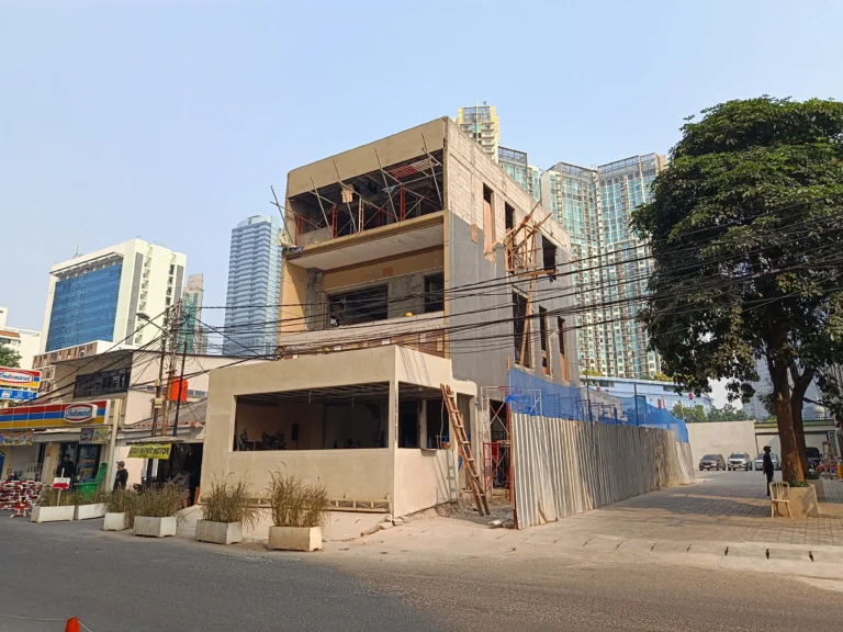 Cafe Kuningan — foto 1
